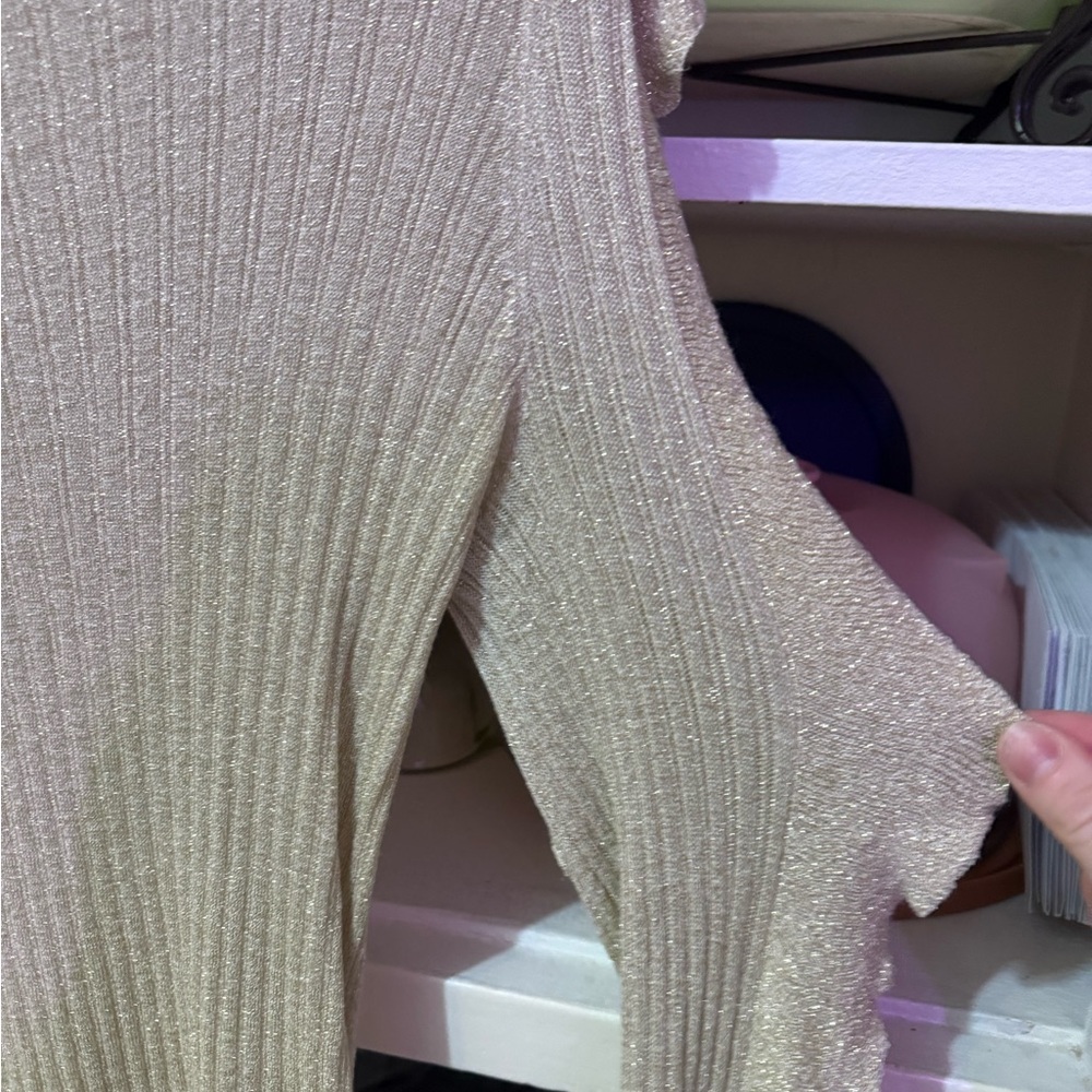 Express Cream Ruffle Sleeve Top - Picture 2 of 3